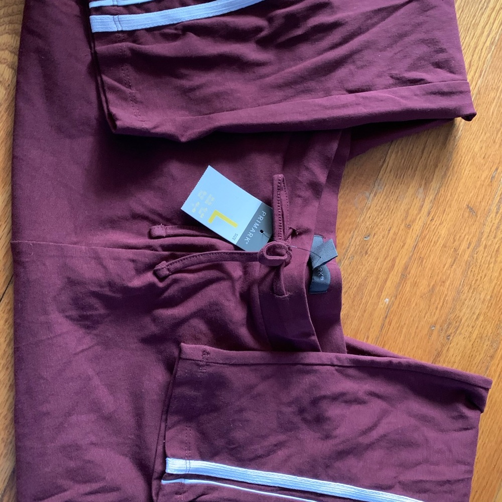 Athletic pants